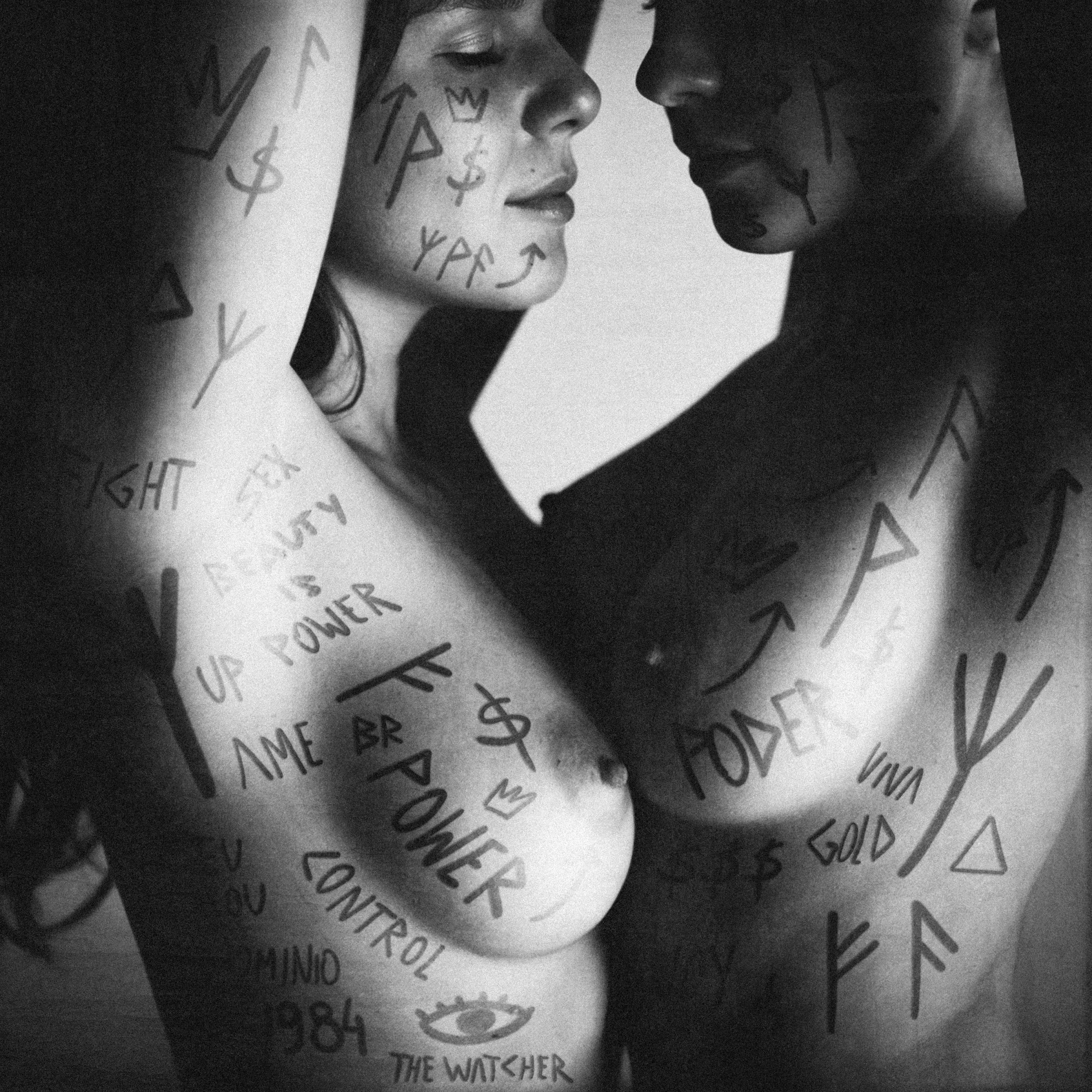 Dualité du Pouvoir – Photographie Érotique Symbolique (2025)